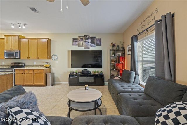 2565 Revolution Street 106, Melbourne, FL 32935