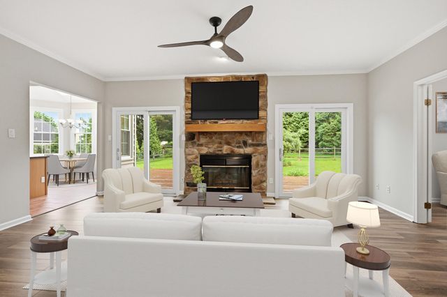 1 E PERIWINKLE LN, Newark, DE 19711