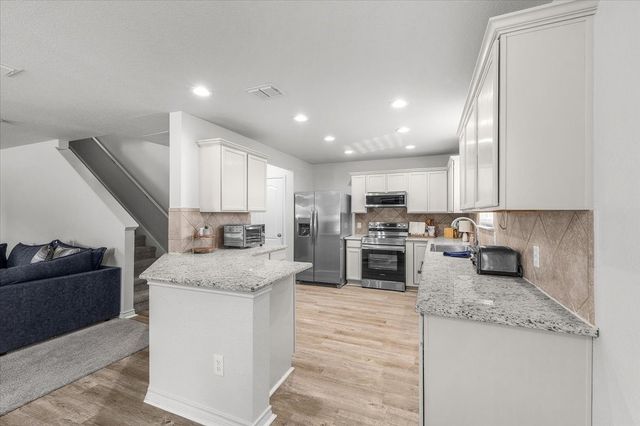 4100 Calamar Street, Fort Worth, TX 76106
