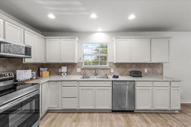 4100 Calamar Street, Fort Worth, TX 76106