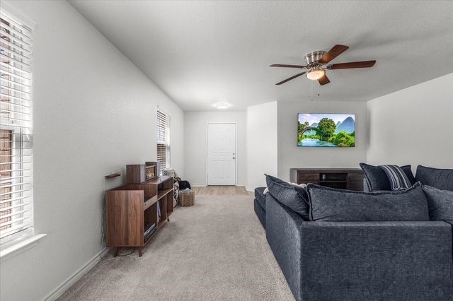 4100 Calamar Street, Fort Worth, TX 76106