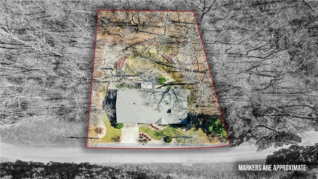 22 Dornoch Lane, Bella Vista, AR 72715