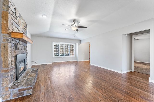 22 Dornoch Lane, Bella Vista, AR 72715