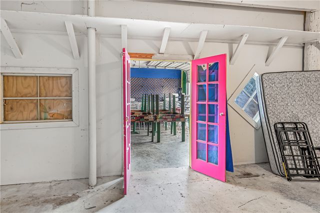 124 12th Street, Somerville, TX 77879