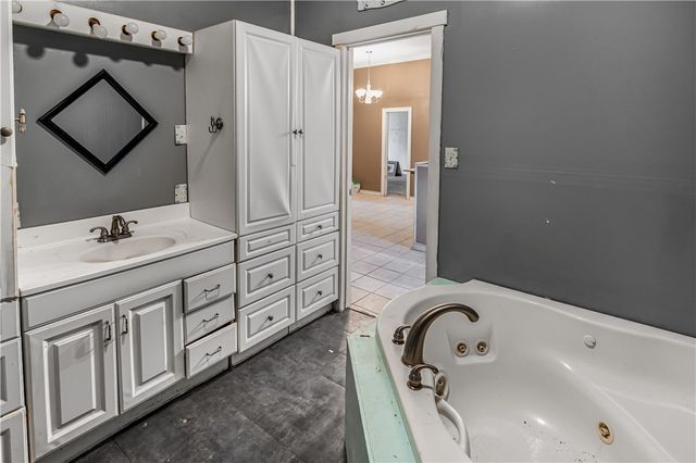 124 12th Street, Somerville, TX 77879