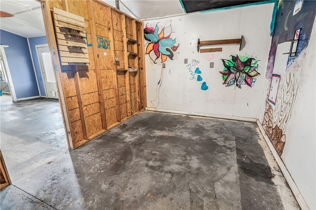 124 12th Street, Somerville, TX 77879