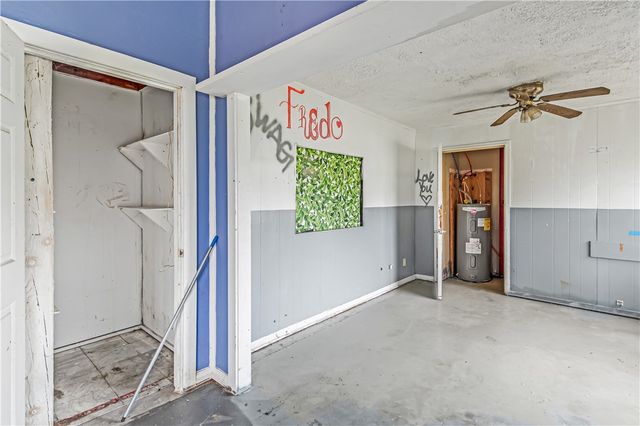 124 12th Street, Somerville, TX 77879