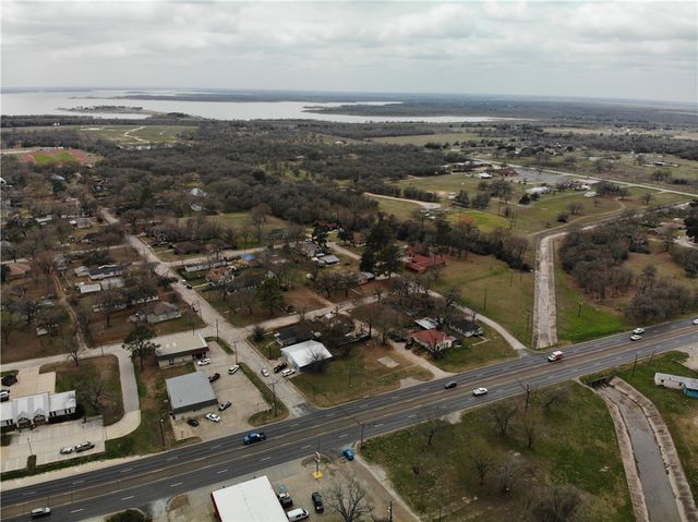 124 12th Street, Somerville, TX 77879