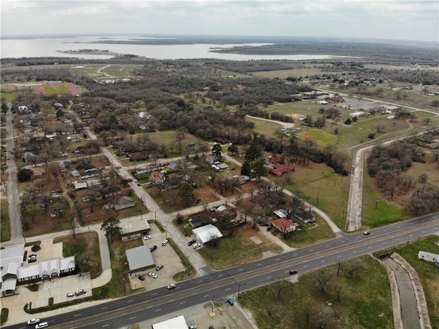 124 12th Street, Somerville, TX 77879