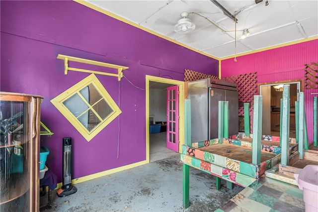 124 12th Street, Somerville, TX 77879