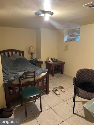 6105 MUNSON HILL RD, Falls Church, VA 22044