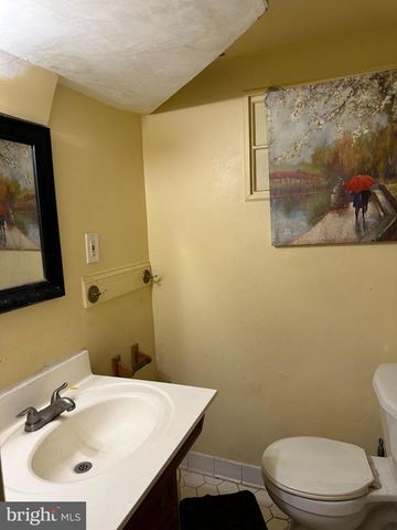 6105 MUNSON HILL RD, Falls Church, VA 22044