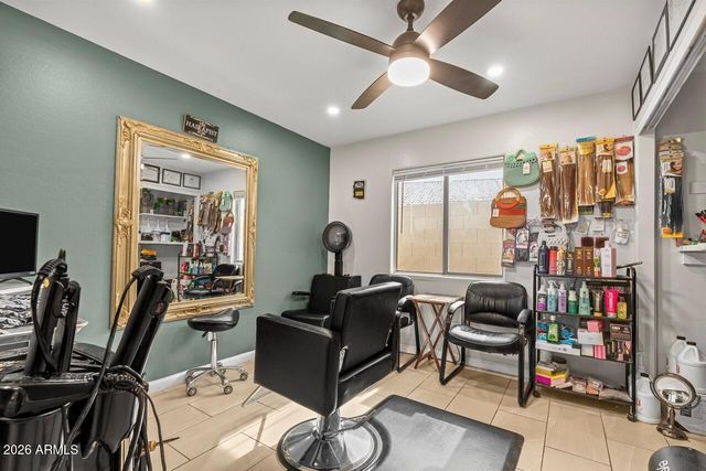 8830 N 20TH Drive, Phoenix, AZ 85021