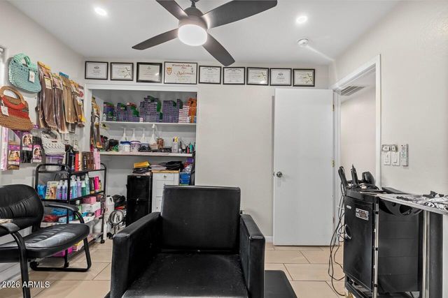 8830 N 20TH Drive, Phoenix, AZ 85021