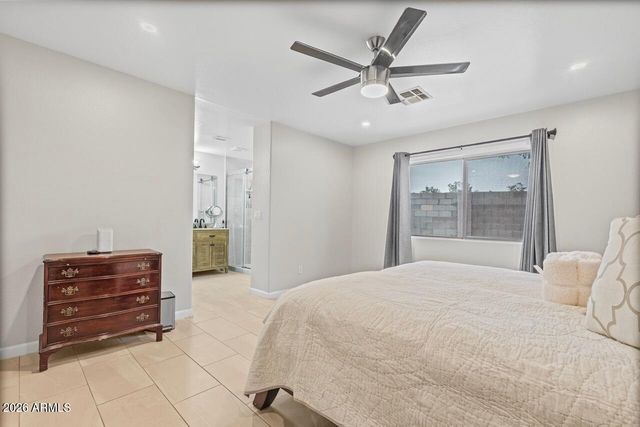 8830 N 20TH Drive, Phoenix, AZ 85021