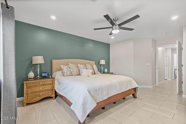 8830 N 20TH Drive, Phoenix, AZ 85021