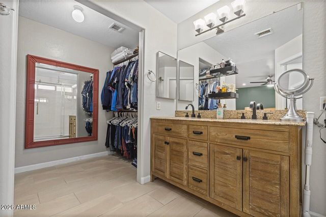 8830 N 20TH Drive, Phoenix, AZ 85021