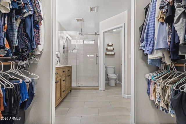 8830 N 20TH Drive, Phoenix, AZ 85021