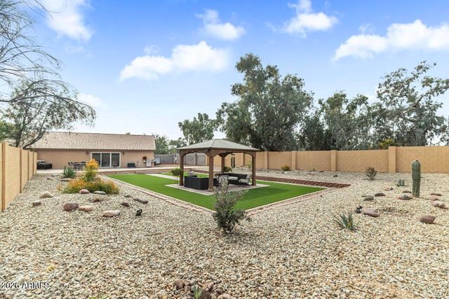 8830 N 20TH Drive, Phoenix, AZ 85021