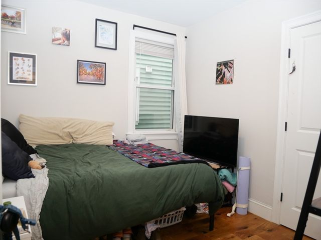 255 Paris 2, Boston, MA 02128