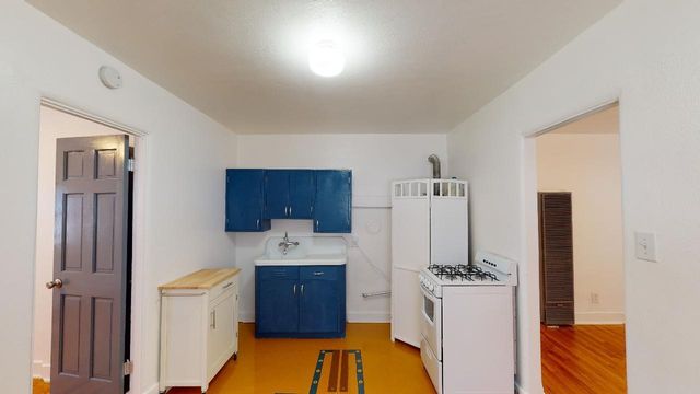 715 Fruit Avenue NW, Albuquerque, NM 87102