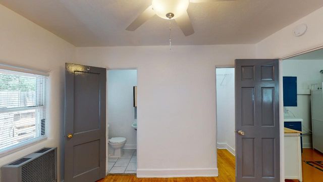 715 Fruit Avenue NW, Albuquerque, NM 87102