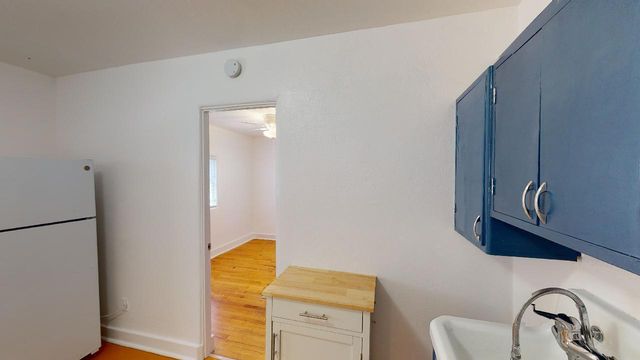 715 Fruit Avenue NW, Albuquerque, NM 87102