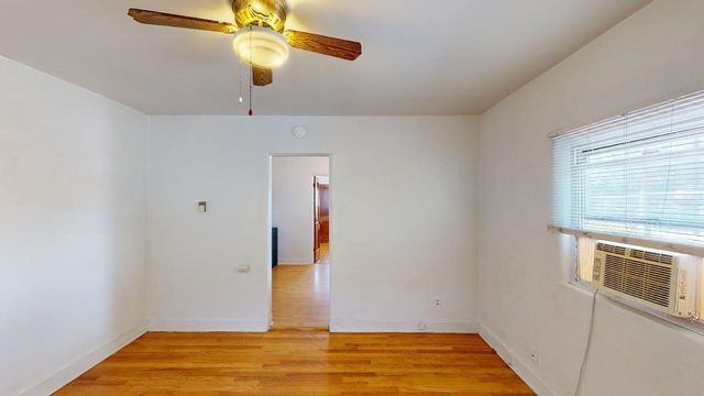 715 Fruit Avenue NW, Albuquerque, NM 87102