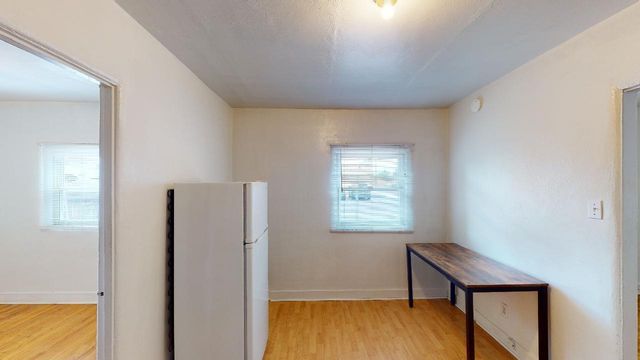 715 Fruit Avenue NW, Albuquerque, NM 87102