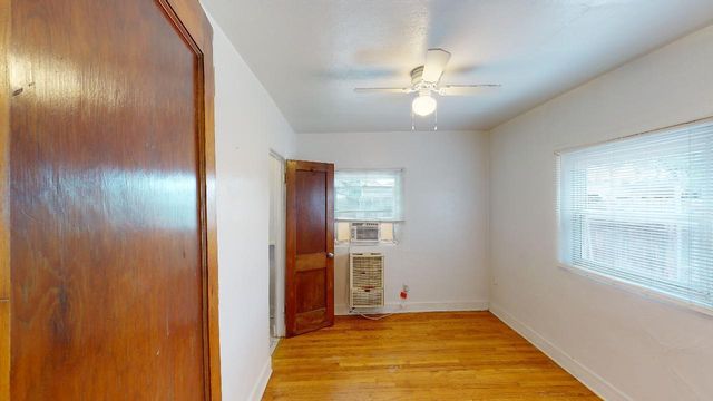 715 Fruit Avenue NW, Albuquerque, NM 87102