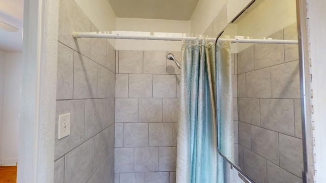 715 Fruit Avenue NW, Albuquerque, NM 87102