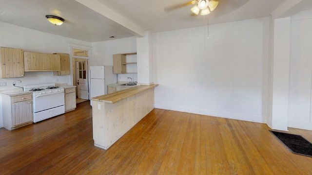 715 Fruit Avenue NW, Albuquerque, NM 87102