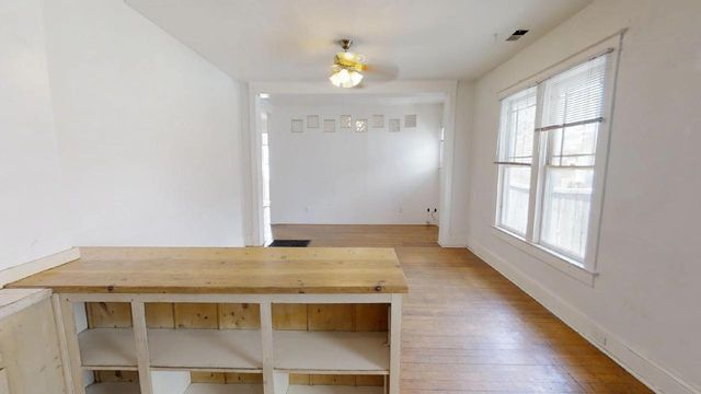 715 Fruit Avenue NW, Albuquerque, NM 87102