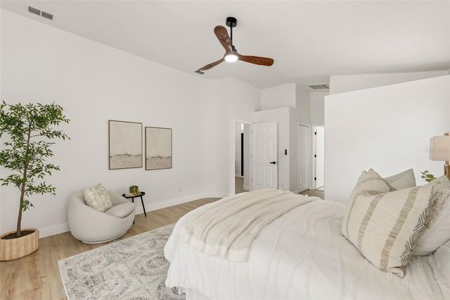 9238 SEA OAKS COURT, Seminole, FL 33776