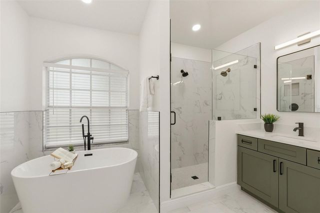 9238 SEA OAKS COURT, Seminole, FL 33776