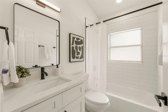 9238 SEA OAKS COURT, Seminole, FL 33776