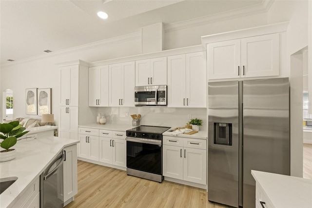 9238 SEA OAKS COURT, Seminole, FL 33776