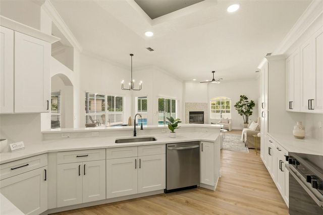 9238 SEA OAKS COURT, Seminole, FL 33776