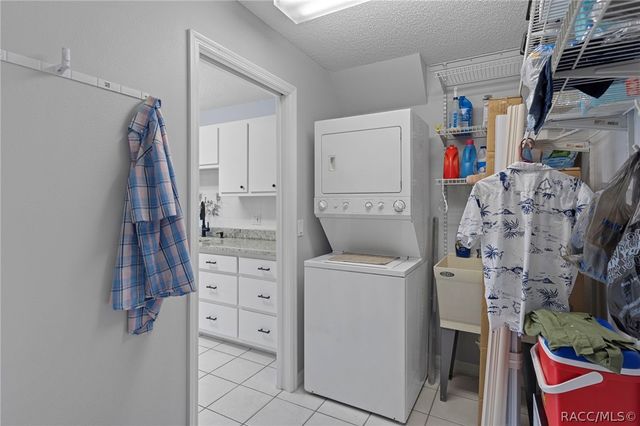 1342 S Brookfield Drive, Lecanto, FL 34461