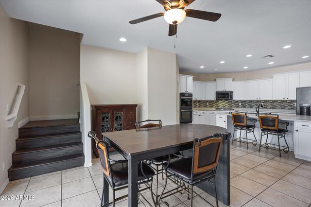 18686 E OLD BEAU Trail, Queen Creek, AZ 85142