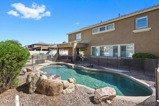 18686 E OLD BEAU Trail, Queen Creek, AZ 85142