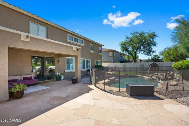 18686 E OLD BEAU Trail, Queen Creek, AZ 85142