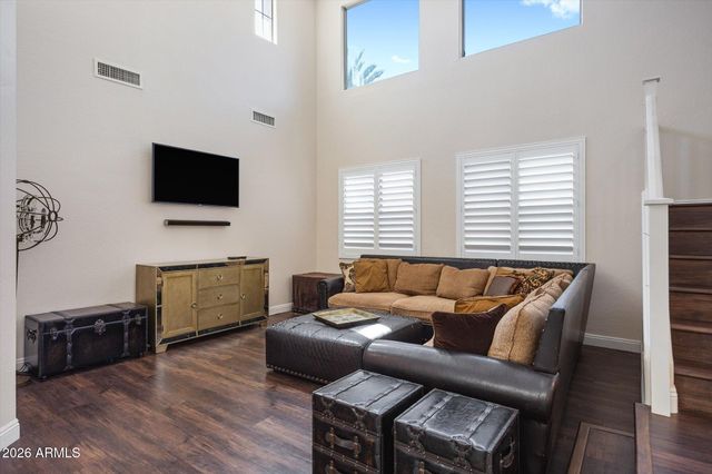18686 E OLD BEAU Trail, Queen Creek, AZ 85142