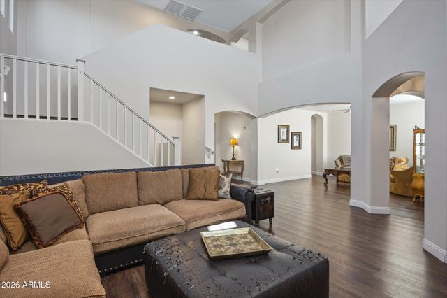 18686 E OLD BEAU Trail, Queen Creek, AZ 85142
