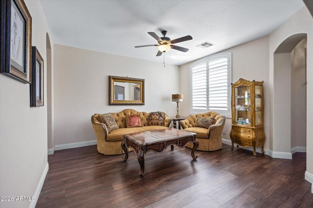 18686 E OLD BEAU Trail, Queen Creek, AZ 85142