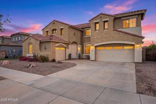 18686 E OLD BEAU Trail, Queen Creek, AZ 85142