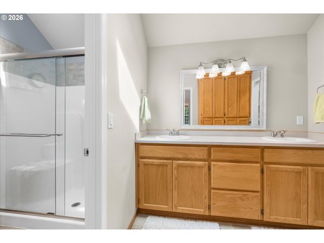 28080 Sw WAGNER St, Wilsonville, OR 97070