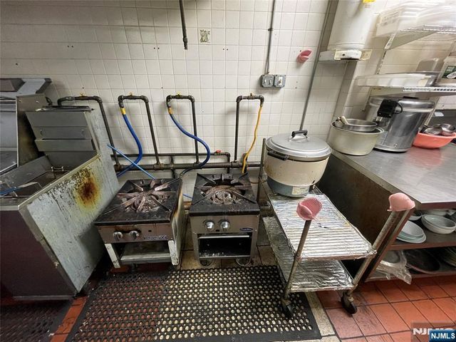 346 Broad Avenue, Leonia, NJ 07605