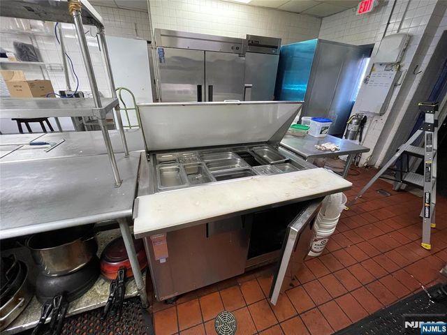 346 Broad Avenue, Leonia, NJ 07605