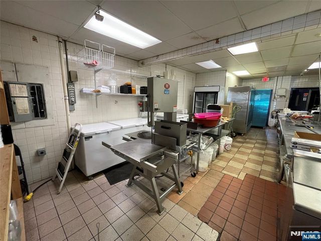 346 Broad Avenue, Leonia, NJ 07605